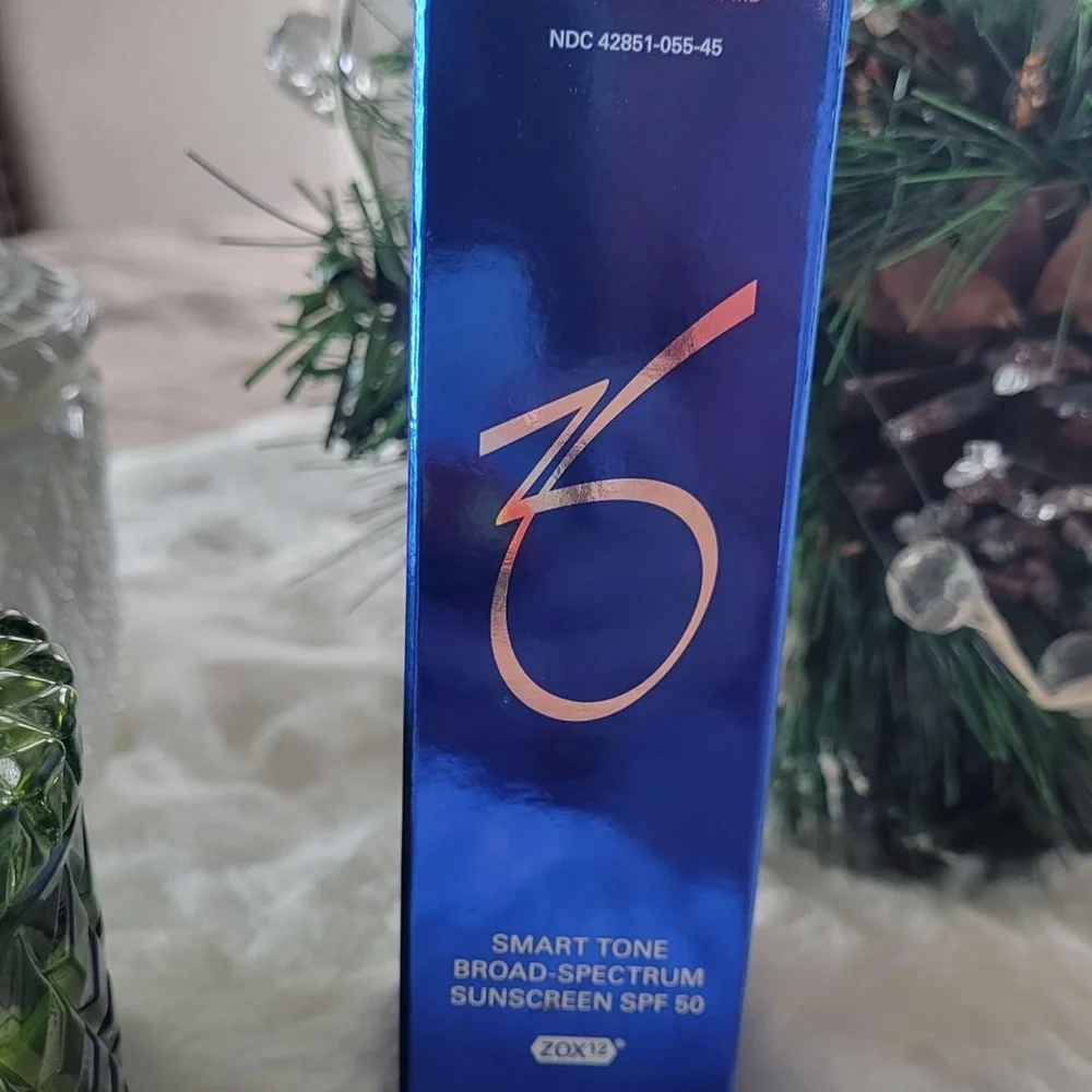 New! ZO SKIN HEALTH Smart Tone Broad-Spectrum Sunscreen SPF 50 - Exp 11/2026